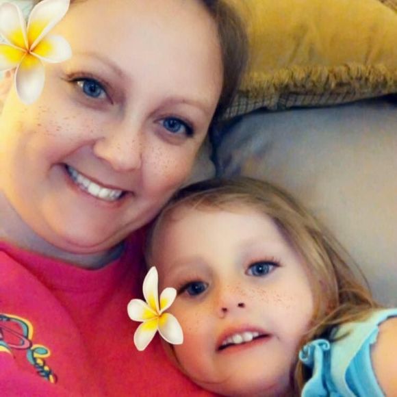 Meet your Posher, Kristen - Picture 1 of 1